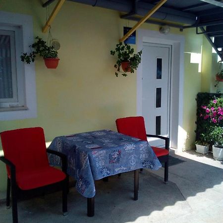 K&K Apartment Кострена Екстериор снимка
