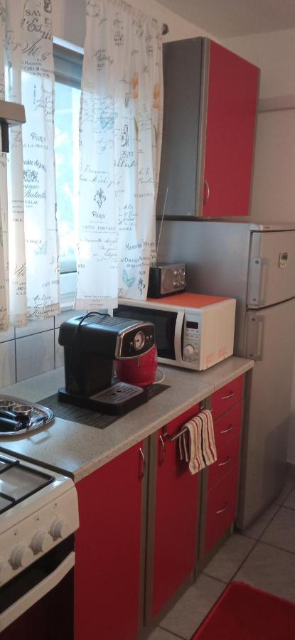 K&K Apartment Кострена Екстериор снимка