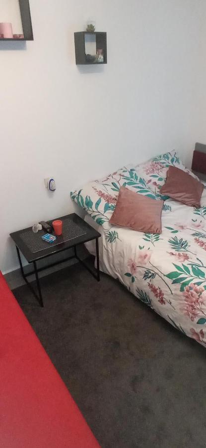 K&K Apartment Кострена Екстериор снимка