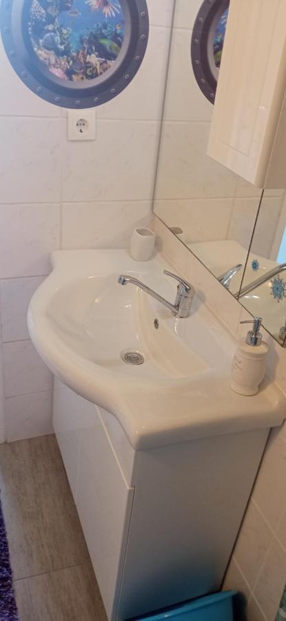 K&K Apartment Кострена Екстериор снимка